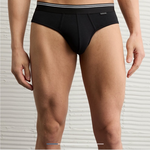 American Eagle Men’s Ultra-Soft Briefs in Black - Picture 4 of 5